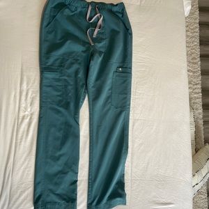 Figs Men’s Cairo Cargo Pants gray